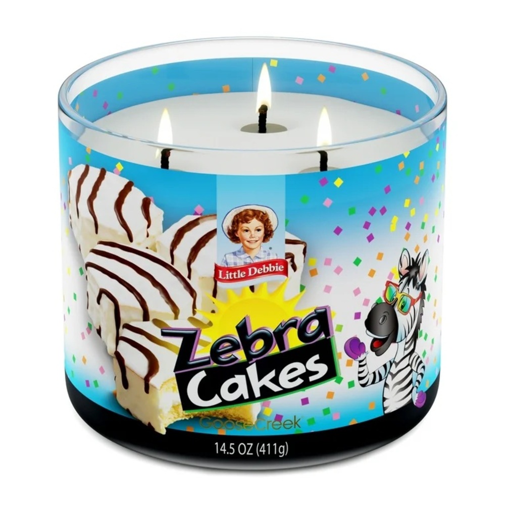 GooseCreek x Little Debbie Zebra Cakes Candle - Picture 2 of 10